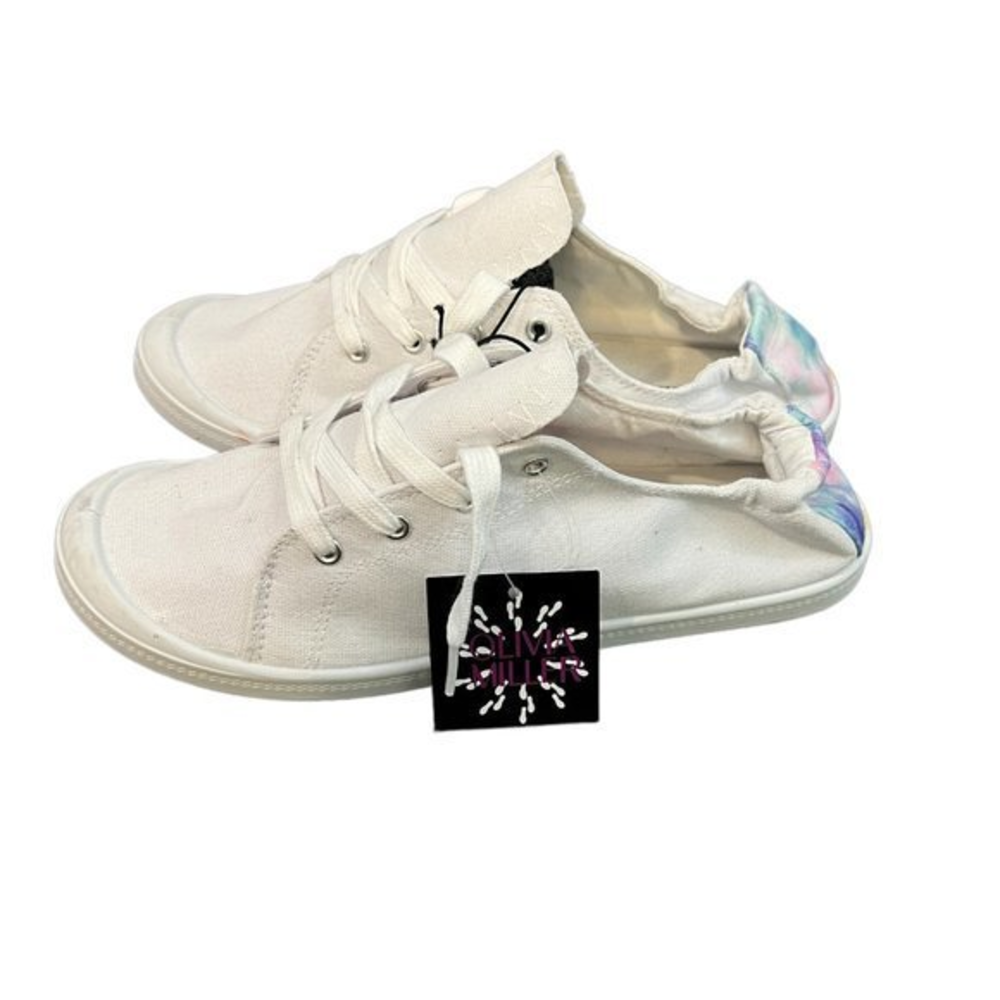 NWT OLIVIA MILLER White Lace Up Sneakers (8)